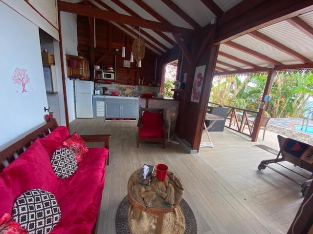 Bungalows Mathilde-Non Fumeur Bouillante Luaran gambar