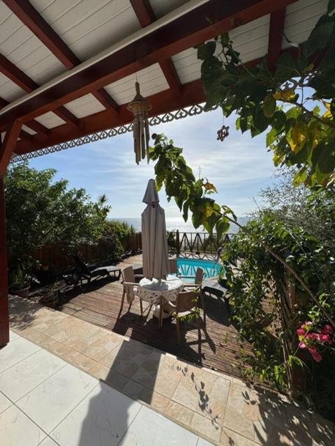 Bungalows Mathilde-Non Fumeur Bouillante Luaran gambar